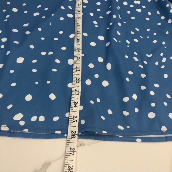 Made With Love NWT Blue White Polka Dot Blouse Button Up M - Picture 9 of 9